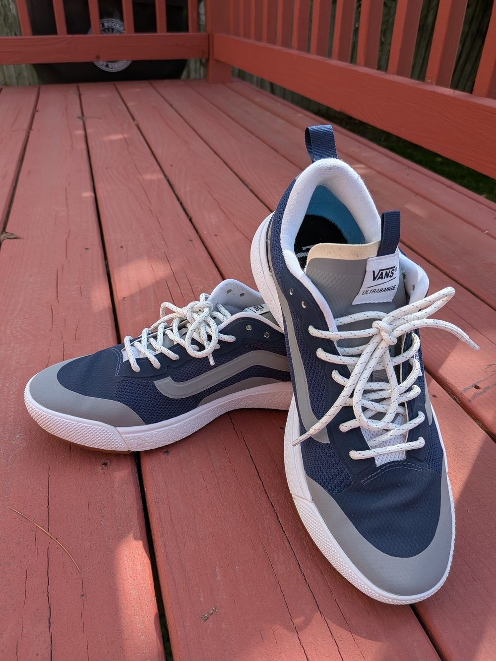 Vans UltraRange Sneakers - Navy/Grey - Men’s 9 / Women’s 10